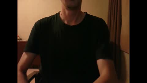 Snapshot of shedevr02 chatting on October 6, 2025, 5:10 pm Roger online show from October 6, 2025, 5:10 pm