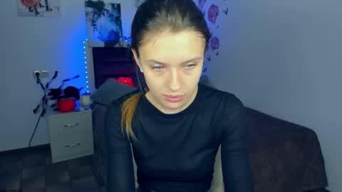 Alexis online show from October 22, 2025, 8:14 am