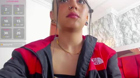 Snapshot of sheilly_brown chatting on December 5, 2025, 8:27 pm sheilly_brown online show from December 5, 2025, 8:27 pm