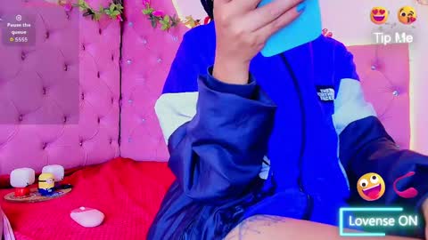 Snapshot of sheilly_brown chatting on May 16, 2026, 7:23 pm sheilly_brown online show from May 16, 2026, 7:23 pm