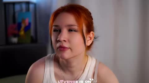 Lina online show from April 15, 2026, 2:57 pm