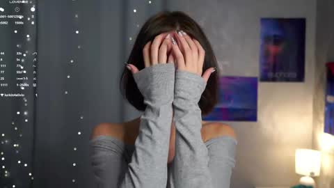 Snapshot of shelleyharn chatting on February 8, 2026, 1:42 am Alex online show from February 8, 2026, 1:42 am