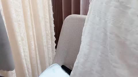 Shelly online show from November 1, 2025, 1:18 am