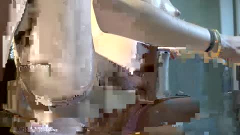  In instagram shena nomy online show from April 7, 2026, 2:56 am