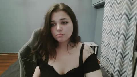 sheril_belton online show from October 4, 2025, 9:24 pm