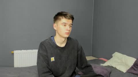 Max online show from November 16, 2025, 9:31 pm