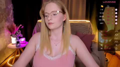 Hello guys my name is Aemilia online show from October 15, 2025, 8:36 am