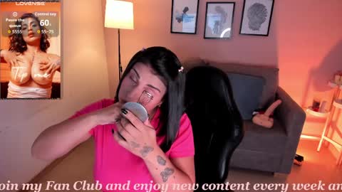 Sheyla online show from April 8, 2026, 3:50 am