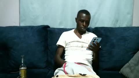 Snapshot of shikwekwe chatting on February 3, 2025, 10:54 pm Collorewamadeals online show from February 3, 2025, 10:54 pm