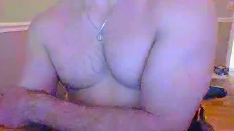 shines08092 online show from May 14, 2026, 3:02 am