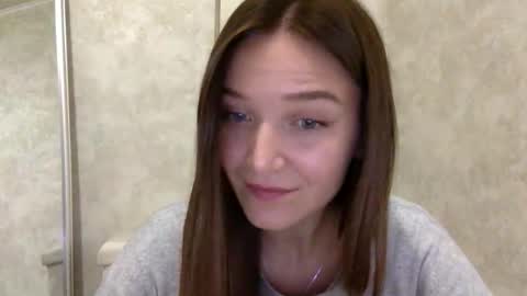 Jesica online show from October 27, 2025, 9:19 pm