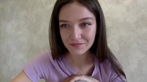Snapshot of shining_pearl chatting on May 31, 2026, 11:28 am Jesica online show from May 31, 2026, 11:28 am
