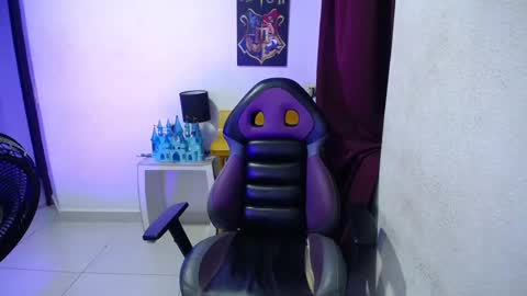 Snapshot of shining_star69 chatting on September 28, 2025, 2:06 am shining_star69 online show from September 28, 2025, 2:06 am