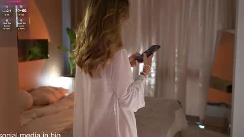 Snapshot of shinyways chatting on October 4, 2025, 4:10 am Melissa online show from October 4, 2025, 4:10 am