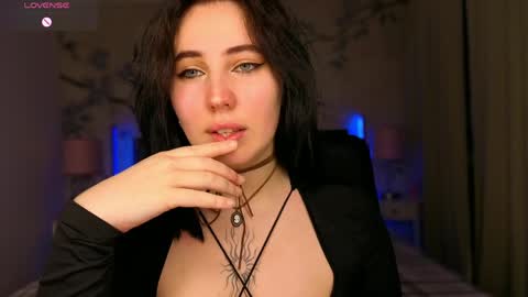 Snapshot of shiraazsh chatting on June 6, 2026, 9:30 pm shiraazsh online show from June 6, 2026, 9:30 pm
