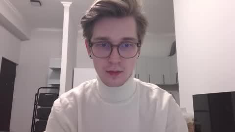 Snapshot of shirizo chatting on February 15, 2026, 7:21 pm Matthew online show from February 15, 2026, 7:21 pm