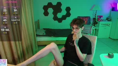 Snapshot of shiromy_ chatting on May 12, 2026, 9:34 pm shiromy_ online show from May 12, 2026, 9:34 pm