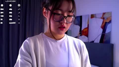 Naomi online show from April 28, 2026, 11:04 am
