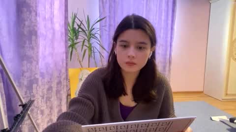 Marie online show from January 19, 2026, 12:09 pm