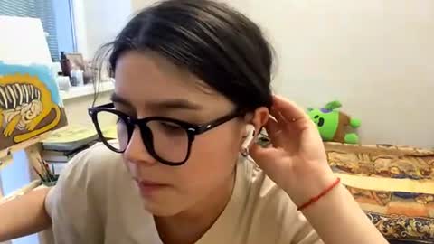 Snapshot of shontagrabowski chatting on July 8, 2026, 1:59 pm Marie online show from July 8, 2026, 1:59 pm