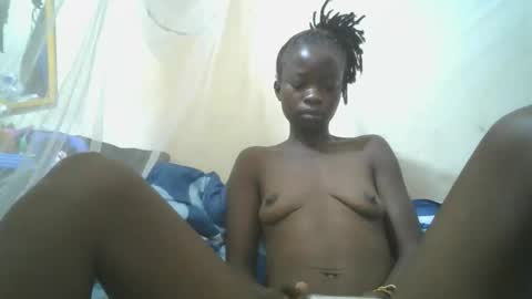 Snapshot of shortnswee254 chatting on October 22, 2025, 5:41 am shortnswee254 online show from October 22, 2025, 5:41 am