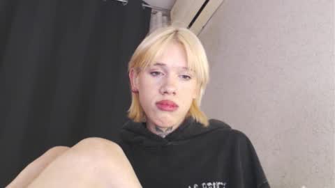 polii and alisa online show from February 24, 2026, 6:06 pm