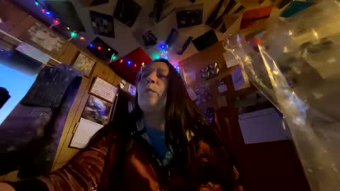 shorty920505 online show from September 18, 2025, 1:18 am