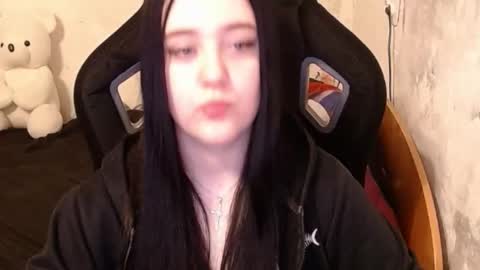 Snapshot of show_for_you chatting on December 2, 2024, 3:58 pm show_for_you online show from December 2, 2024, 3:58 pm