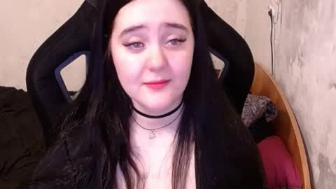 Snapshot of show_for_you chatting on December 3, 2024, 11:01 am show_for_you online show from December 3, 2024, 11:01 am