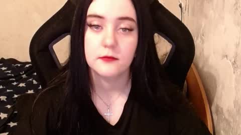 Snapshot of show_for_you chatting on December 11, 2024, 5:59 pm show_for_you online show from December 11, 2024, 5:59 pm