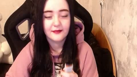 Snapshot of show_for_you chatting on December 26, 2024, 10:59 am show_for_you online show from December 26, 2024, 10:59 am