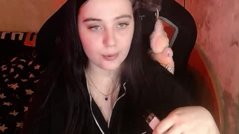 show_for_you online show from December 18, 2025, 4:57 pm