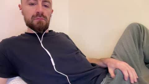 show_jizzness online show from February 6, 2025, 8:18 am