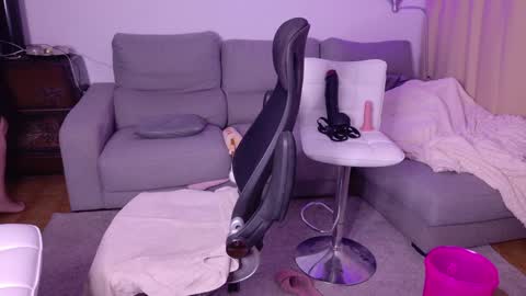 Snapshot of showmebbw chatting on January 27, 2025, 7:13 pm Mimi online show from January 27, 2025, 7:13 pm