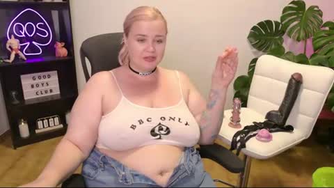 Mimi   online show from June 17, 2026, 4:19 pm