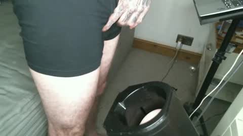 Snapshot of showoffjay46 chatting on December 19, 2024, 4:02 am showofjay online show from December 19, 2024, 4:02 am