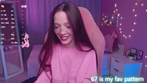 Neila online show from March 25, 2026, 2:23 pm