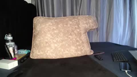 Snapshot of shugacubee chatting on January 10, 2025, 7:57 am EVA online show from January 10, 2025, 7:57 am