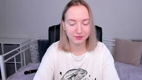 Anna online show from February 25, 2025, 5:41 am