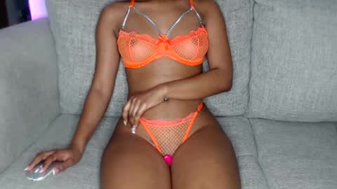 Sheril  online show from July 9, 2026, 1:42 am