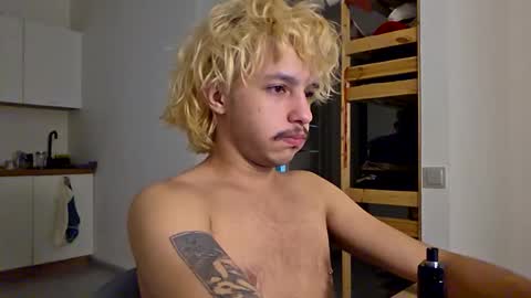 your shy boy online show from January 7, 2026, 4:31 pm