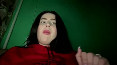 shy_couple_cute online show from February 12, 2025, 7:44 am