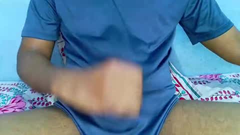 shyeyes online show from February 17, 2025, 8:30 am