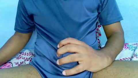 shyeyes online show from February 22, 2025, 2:19 pm