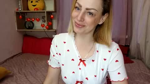shy_girl80 online show from February 1, 2026, 5:11 pm