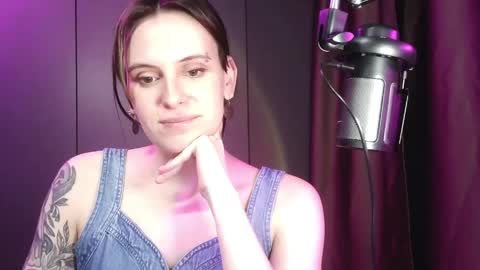 shy_miracle online show from April 29, 2026, 5:30 pm