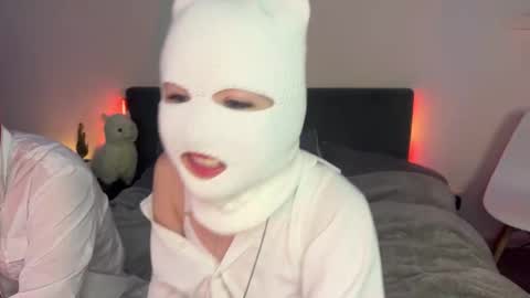 Shy pimps online show from November 10, 2025, 4:39 pm