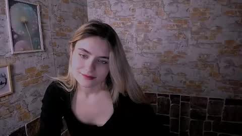 shy_sabrina_ online show from December 18, 2024, 7:47 am