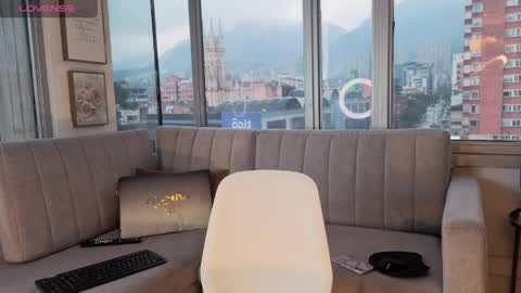 Snapshot of shy_vibes chatting on April 15, 2026, 7:43 pm shy_vibes online show from April 15, 2026, 7:43 pm