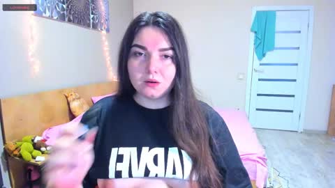 ShyAdalin online show from April 5, 2026, 4:37 pm